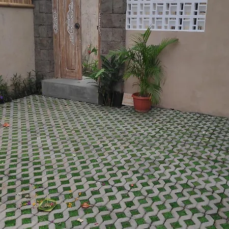 NOKA ULUWATU BED And BREAKFAST
